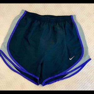 Women’s Nike Tempo running shorts